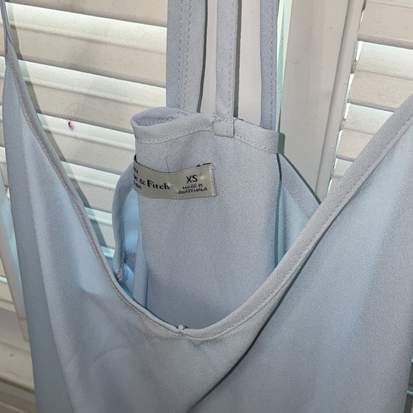 Abercrombie Fitch powder blue tank detail straps - Picture 3 of 4